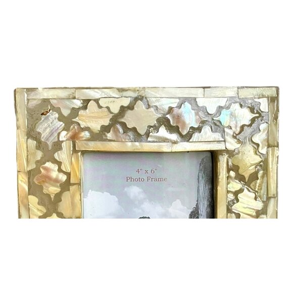 Mother of Pearl Handmade Mosaic Laquer 4x6 Rectangular Frame- Made in Vietnam - Picture 14 of 15